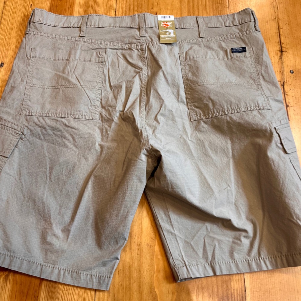 Signature by Levi Strauss Men 44 Khaki Flex Lightweight Cargo Shorts 56341-0005 - Picture 3 of 7